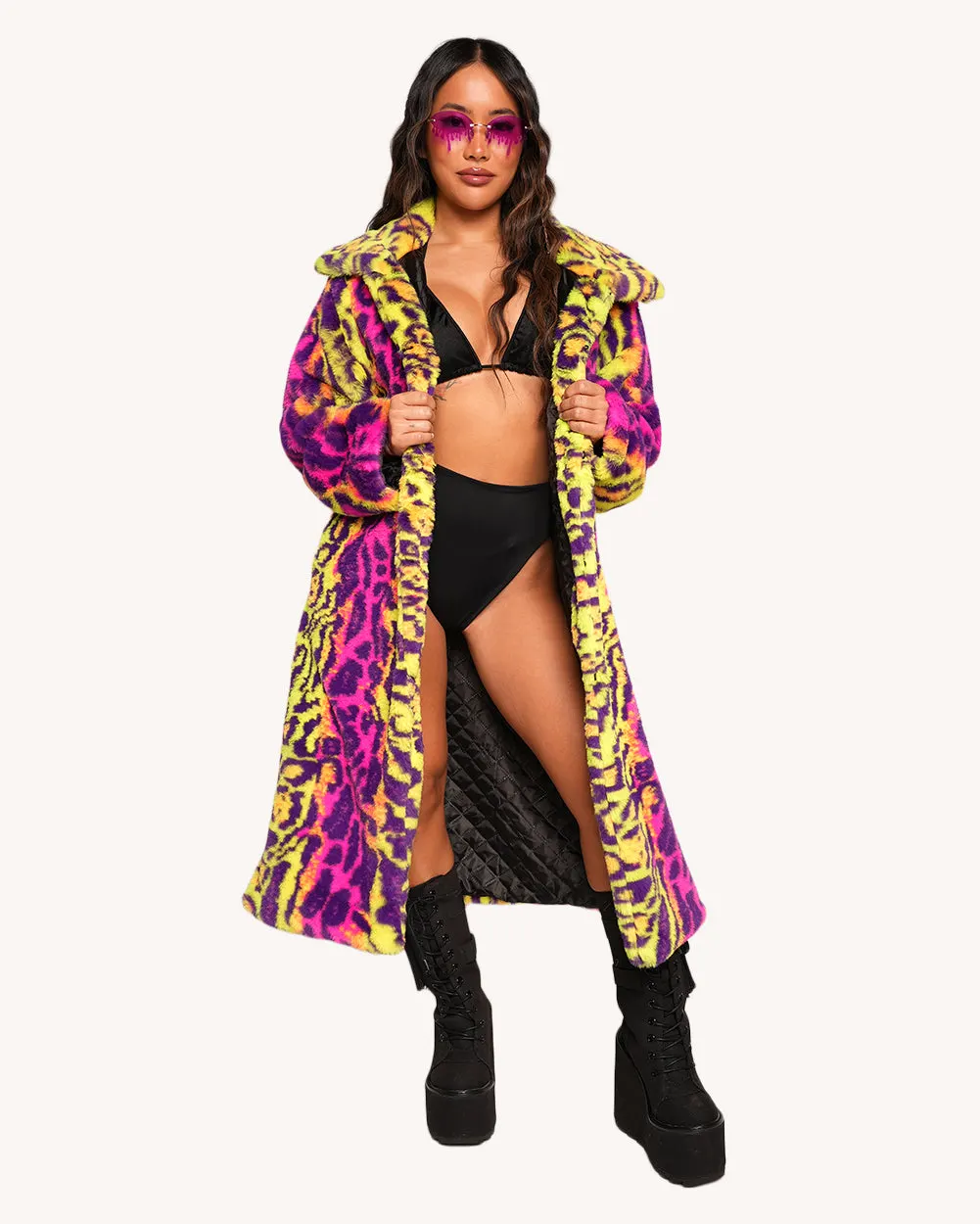 Party Animal Faux Fur Coat — Detail view